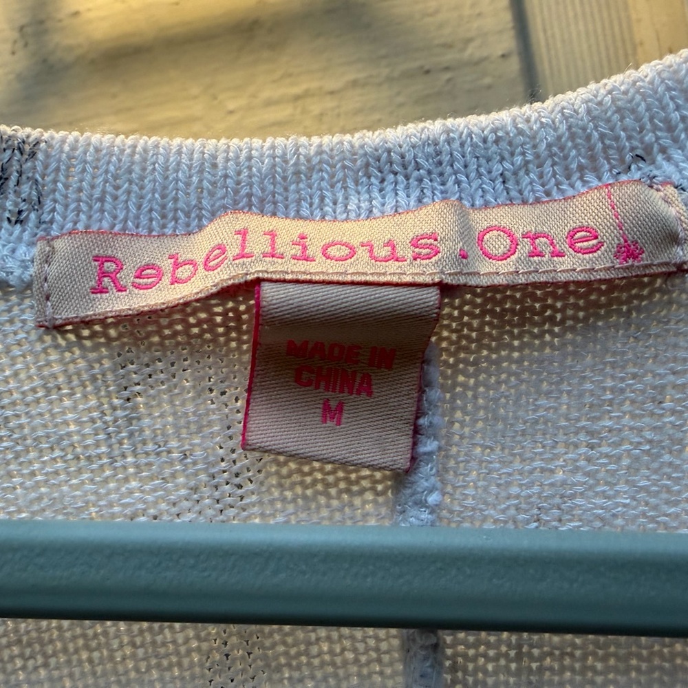 Rebellious One White Knit Hi-Lo Eiffel Tower Sweater 3/4 sleeve size medium - Picture 6 of 6